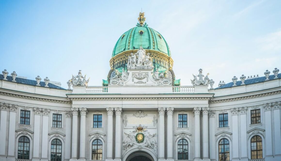 leonhard-niederwimmer-9mjZaMgNSZI-unsplash